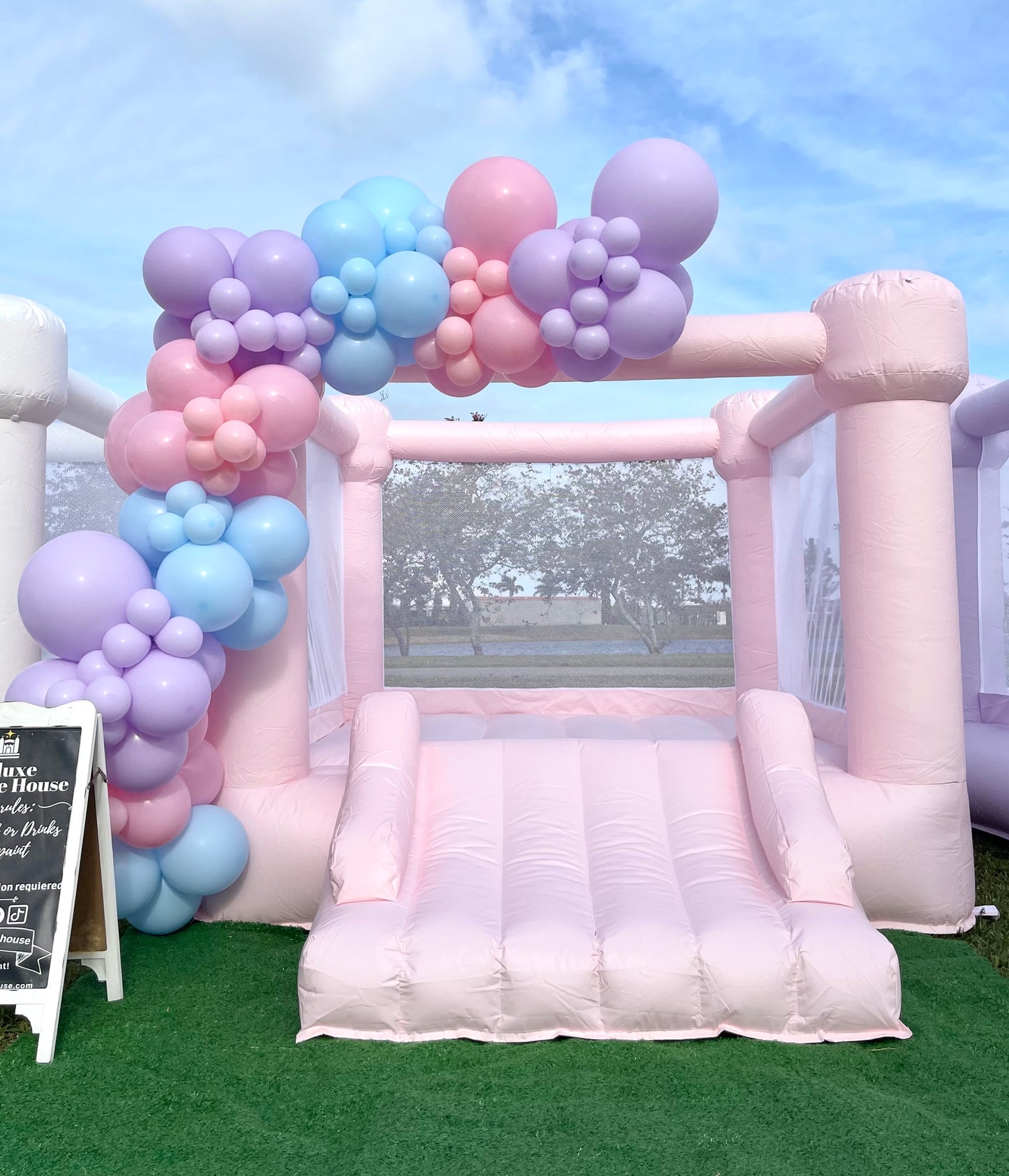 Pink Bounce House | 8x11ft | For kids up to 7 years