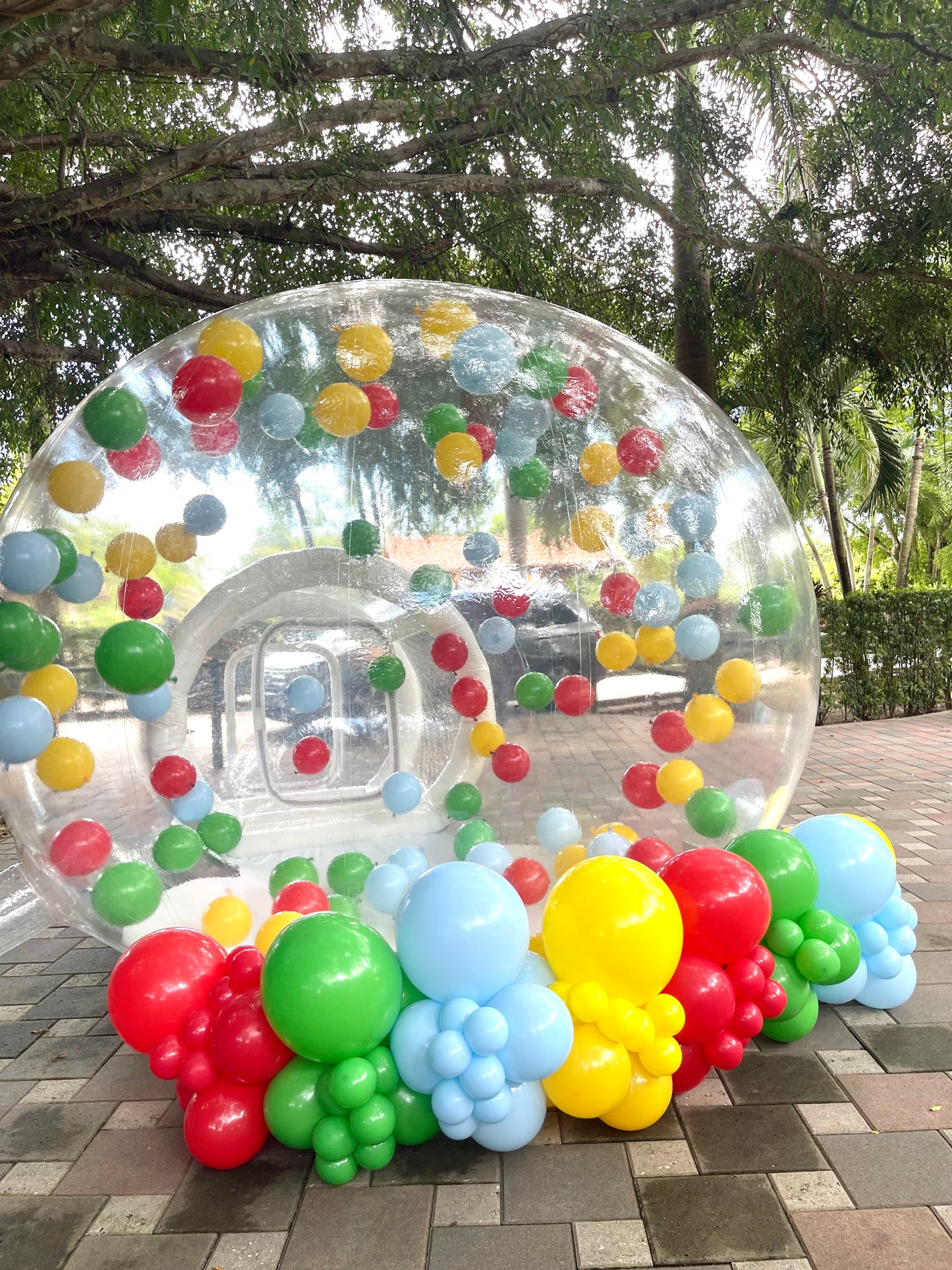Bubble House | 10x16ft | All ages