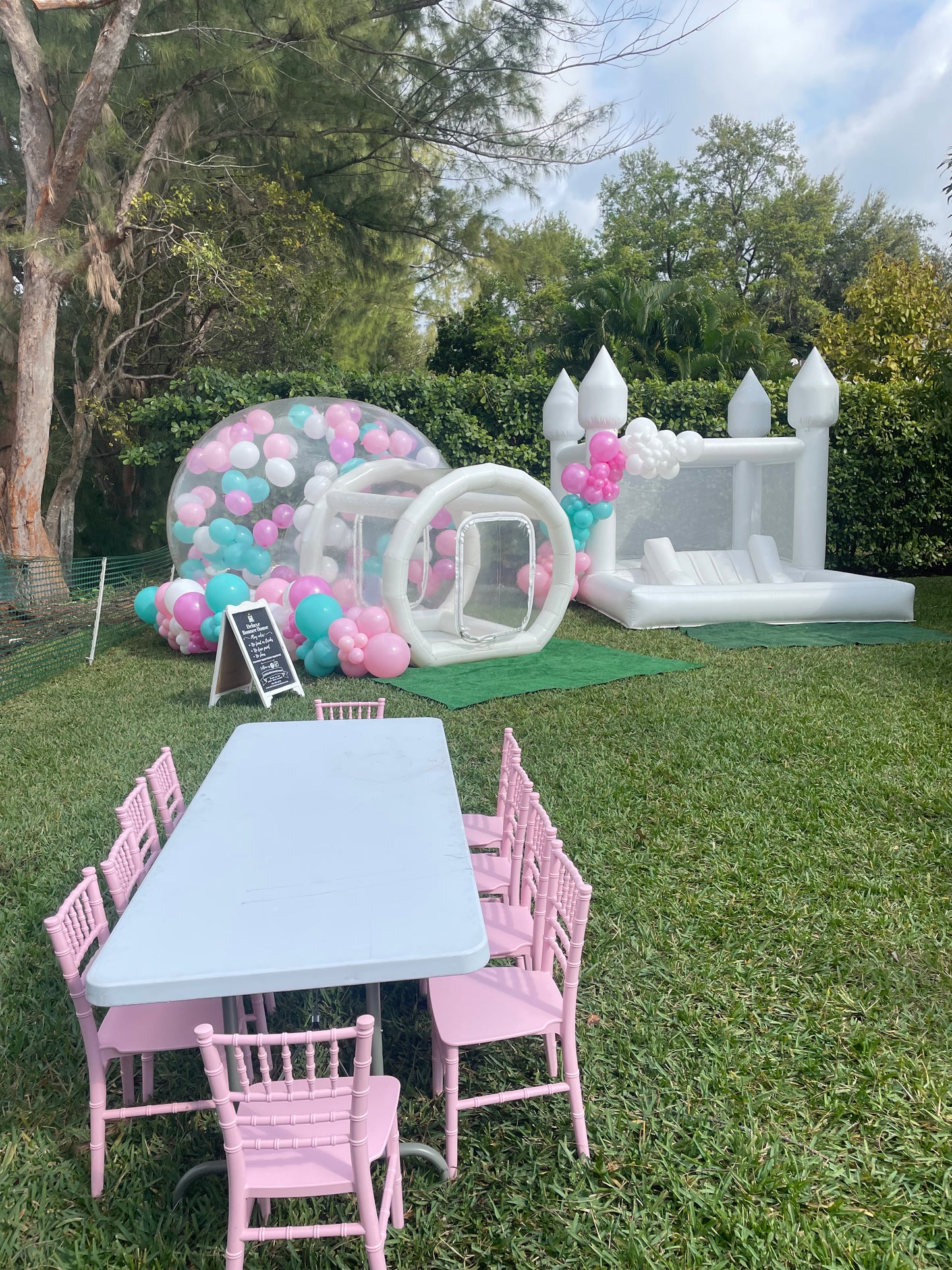 Pink kids chairs & kids table